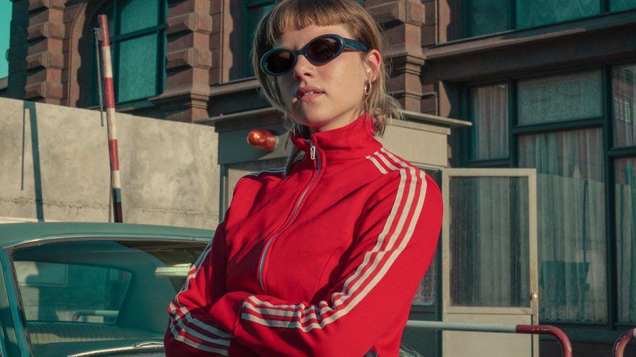 Jella Haase spielt die Hauptrolle in der neuen Netflix-Serie "Kleo" (wue/spot)