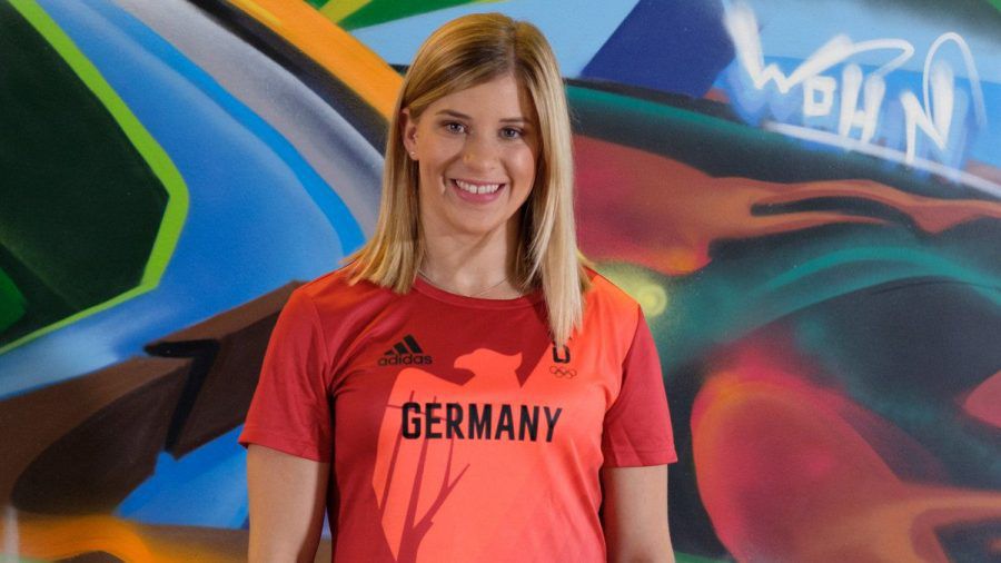 Turnstar Elisabeth Seitz geht mit gutem Beispiel voran. (obr/spot)