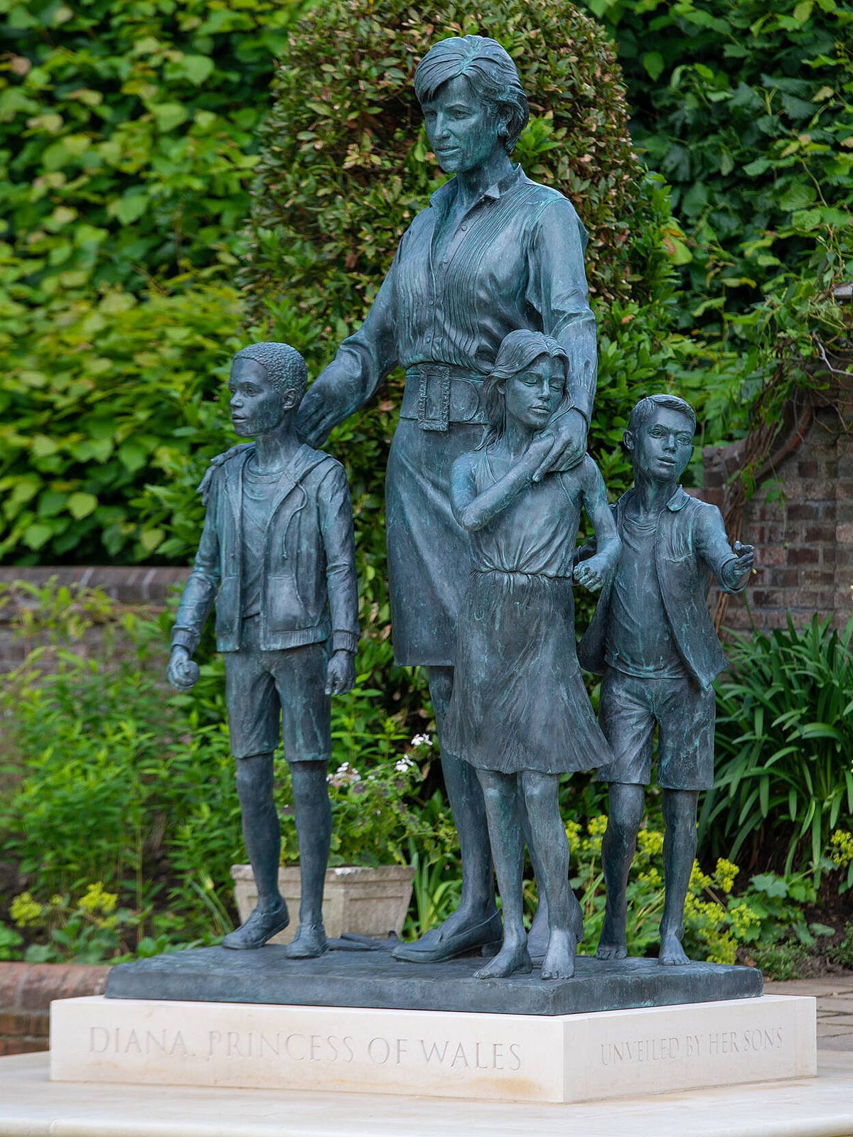Enthüllung: Diese besondere Bedeutung hat die Diana-Statue