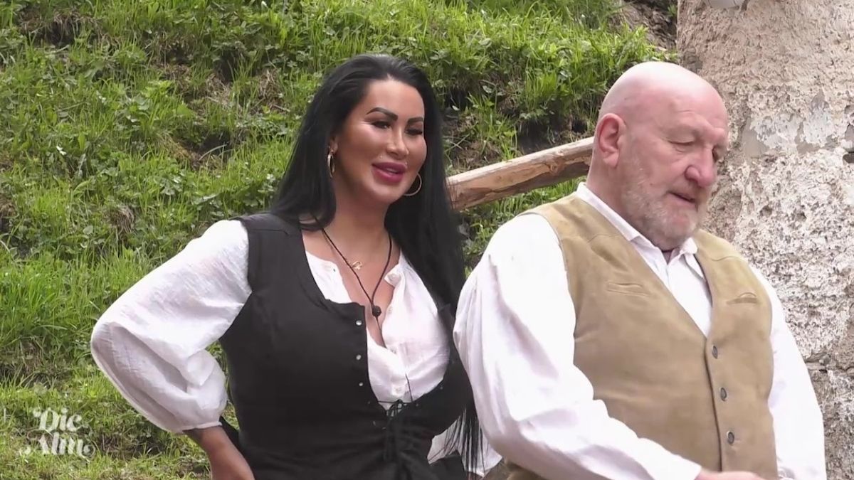 "Die Alm": Mirja und Ioannis landen im Bett