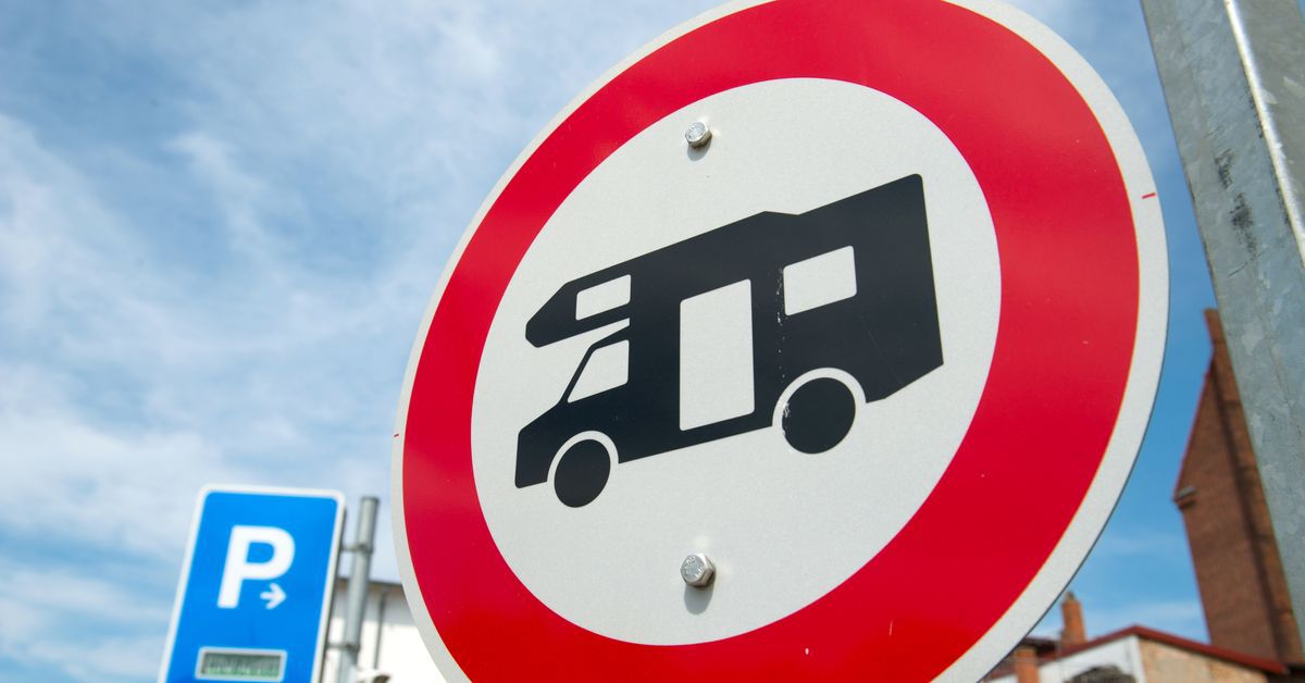 Wohnmobil und Caravan: Wo darf man parken und wo nicht?