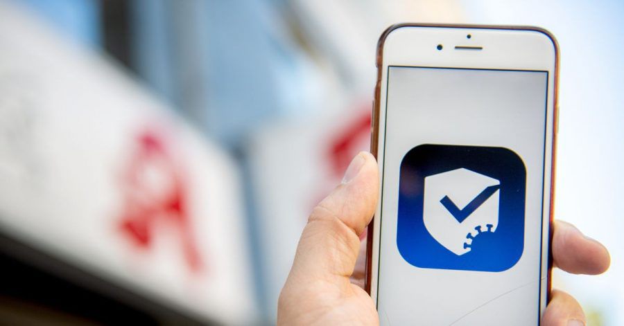 Wer das Zertifikat nicht direkt nach der Impfung erhält, kann sich den notwendigen QR-Code in teilnehmenden Apotheken ausstellen lassen.