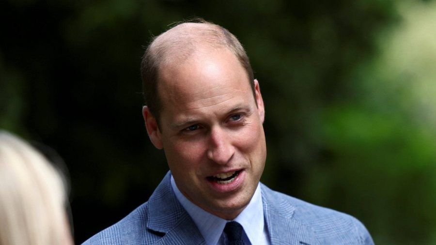 Prinz William war trotz der Abwesenheit seiner Ehefrau guter Dinge. (wag/spot)