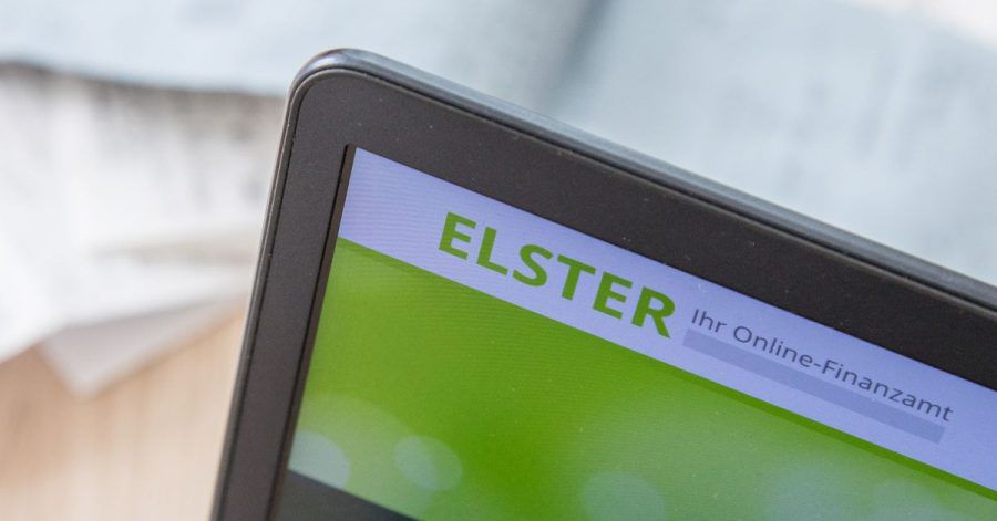 In der Steuererklärung sollten auch Versicherungsbeiträge angegeben werden - denn viele Policen mindern die Steuerlast.