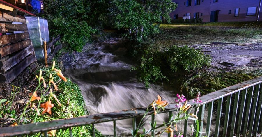 Kleine Bachläufe können nach starken Regenfällen reißende Fluten mit sich führen.