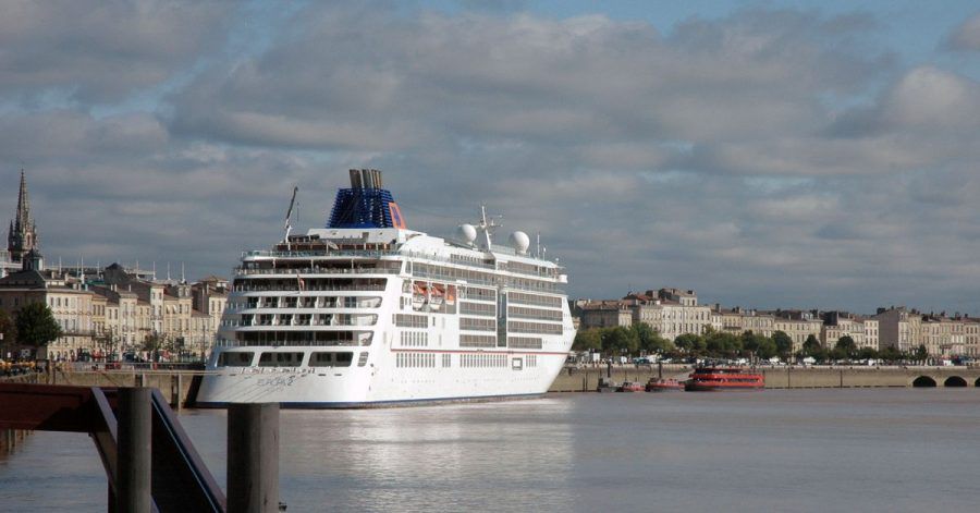 Die «Europa 2» in Bordeaux: Hapag-Lloyd Cruises wird ab Herbst nur noch Kreuzfahrten für Geimpfte anbieten.