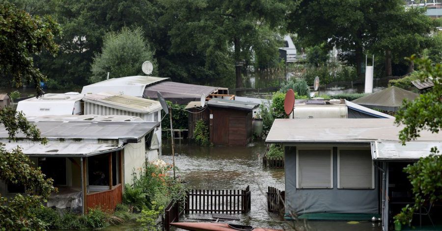 Nach Schätzungen des BVCD sind vier Campingplätze in Nordrhein-Westfalen und elf in Rheinland-Pfalz so verwüstet, dass sie auf unbestimmte Zeit nicht öffnen können.