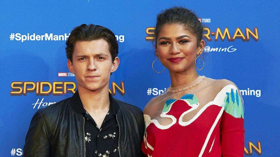 Tom Holland Und Seine Freundin - Tom Holland Und Zendaya Beziehung Entwickelte Sich Ganz Naturlich