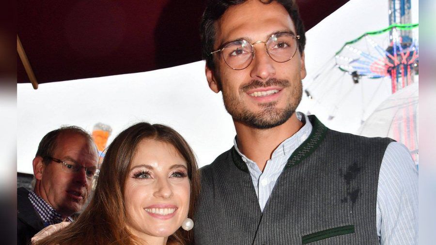 Cathy und Mats Hummels beim Oktoberfest 2019 in München (eee/spot)
