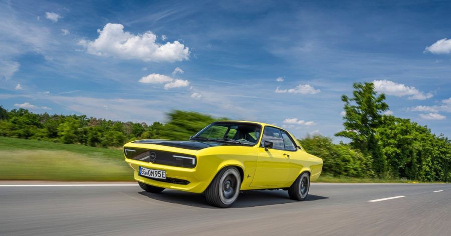 Zurück in die Zukunft: Den Opel Manta GSe Elektromod treibt ein Elektromotor an.