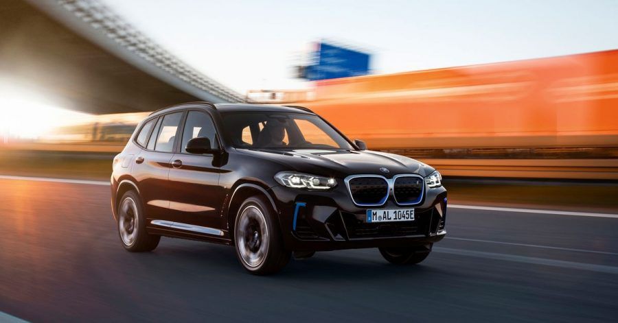 BMW verpasst dem elektrischen iX3 ein Update. Am Preis ändert sich kaum etwas.