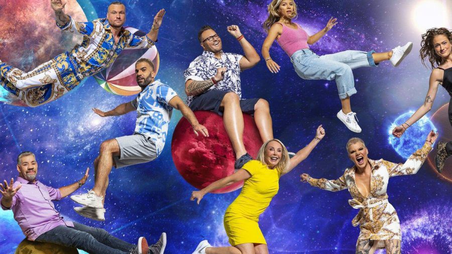 "Promi Big Brother" (v.l.): Eric Sindermann, Daniel Kreibich, Ina Aogo, Mimi Gwozdz; Uwe Abel, Rafi Rachek, Heike Maurer und Melanie Müller sind die ersten acht Bewohner (rto/spot)