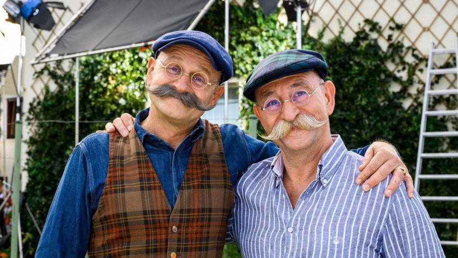 Nicht wiederzuerkennen: Oliver Stokowski (l.) hat sich für eine ZDF-Produktion eindrucksvoll in Horst Lichter verwandelt. (stk/spot)