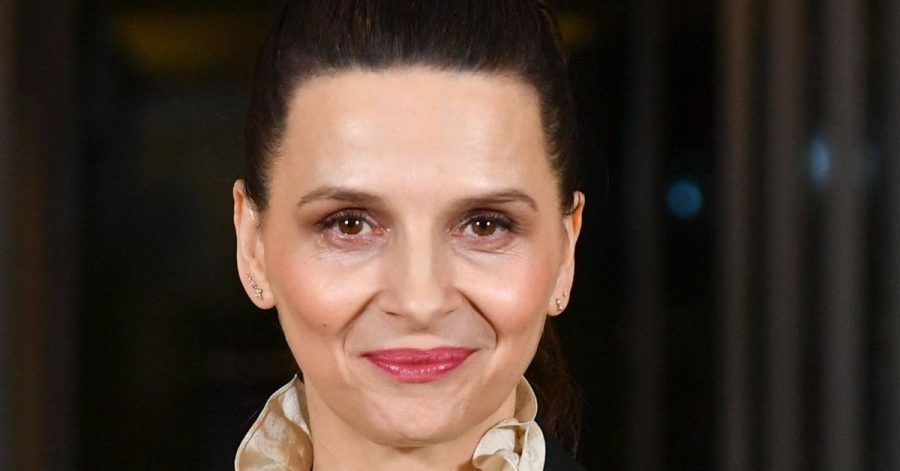Juliette Binoche weiß, wer sie ist.