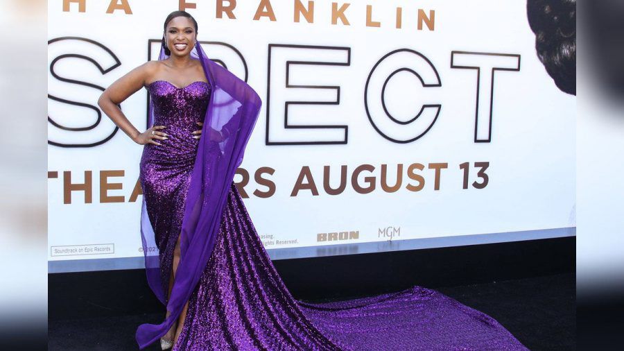 Jennifer Hudson in ihrer lila Traumrobe. (ili/spot)