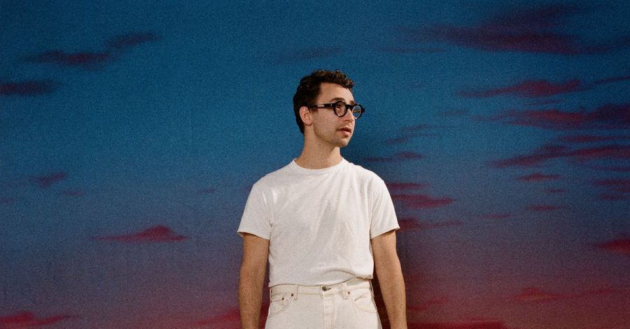 «Take The Sadness Out Of Saturday Night» von den Bleachers strotzt nur so vor Spielfreude.