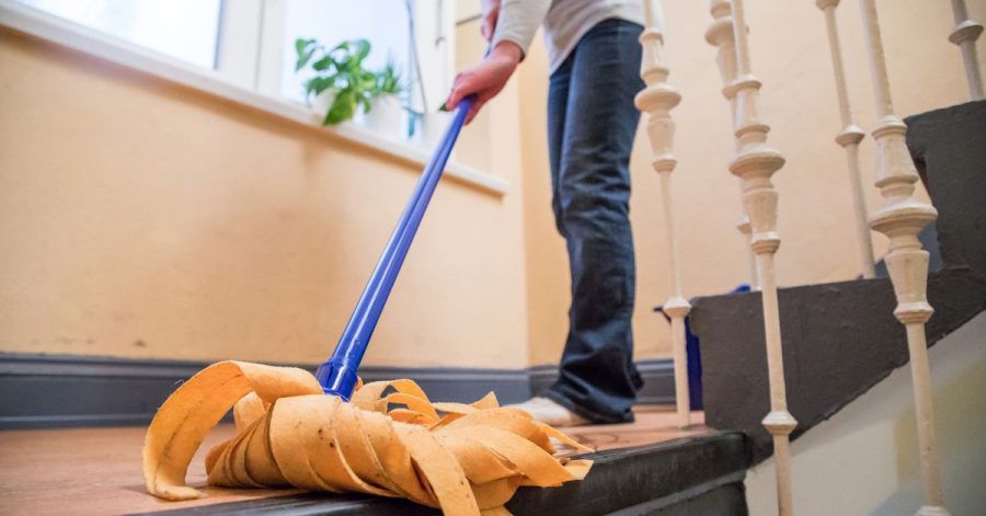 Die Kosten für die Reinigung des Treppenhauses sind Betriebskosten und können auf die Mieter umgelegt werden.