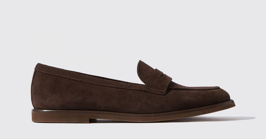 Schick und zugleich lässig sind die weiterhin angesagten klassischen Loafer. Hier ein Beispiel von Scarosso (205 Euro).
