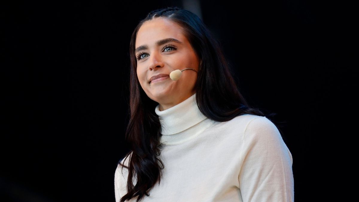 Amira Pocher mit dem Programm Die Pochers hier! live beim BonnLive Kulturgarten Open Air 2021 in der Rheinaue.