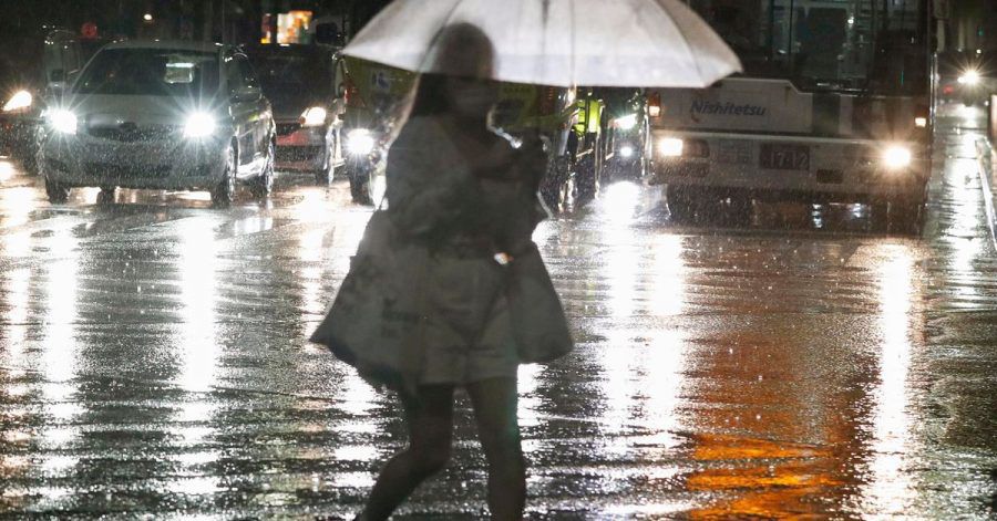 In Japan kommt es zu rekordstarke Regenfällen.