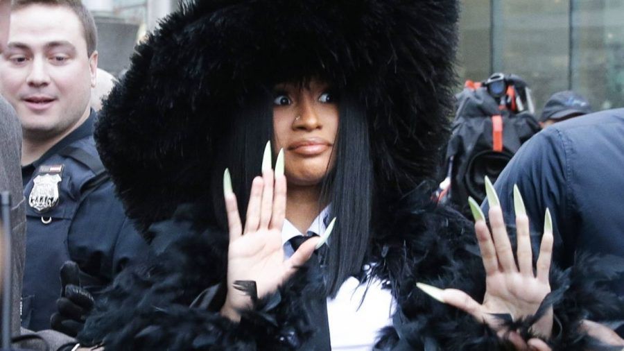 Cardi B hasst stinkende Promis: "Das verpasst einem einen Juckreiz!"