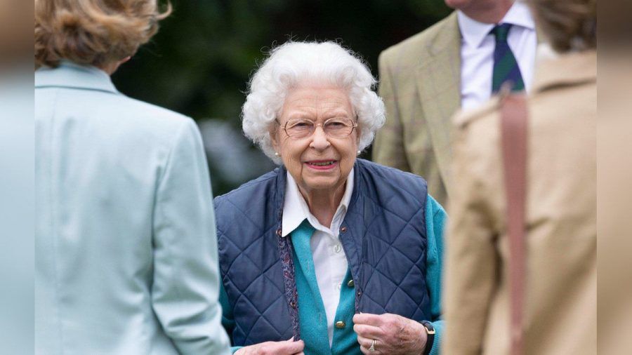 Immer für einen königlichen Spaß zu haben: Queen Elizabeth II. (stk/spot)