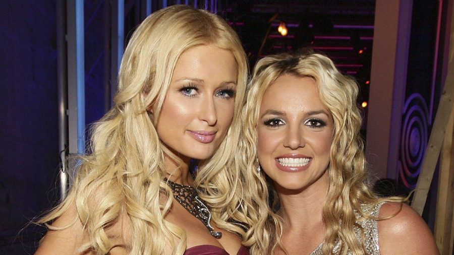 Paris Hilton (l.) und Britney Spears gemeinsam bei den MTV Video Music Awards im Jahr 2008. (dr/spot)