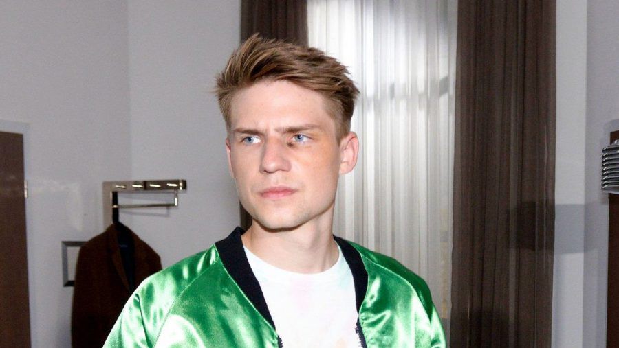 "GZSZ": Moritz schwört sich, nie wieder Opfer zu sein. (cg/spot)