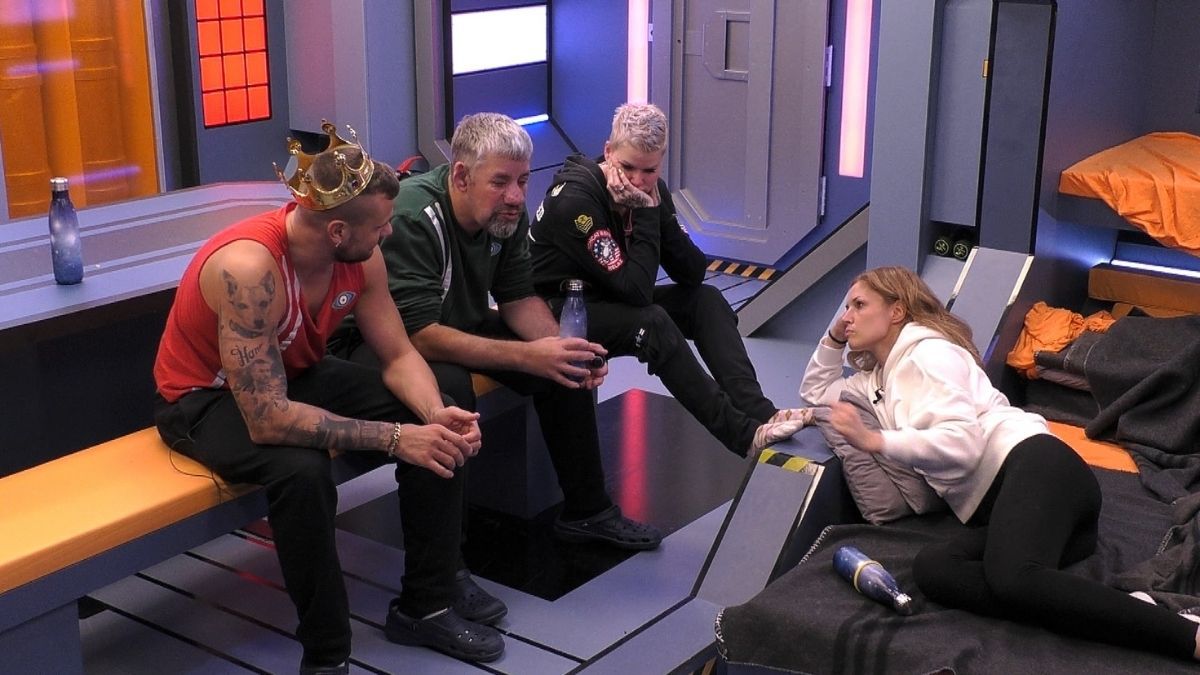 Uwe Abel bricht bei Promi Big Brother zusammen
