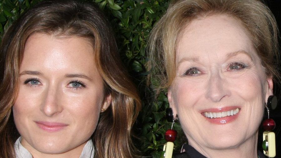 Meryl Streep (r.) feiert am Wochenende die Hochzeit von Tochter Grace. (ili/spot)