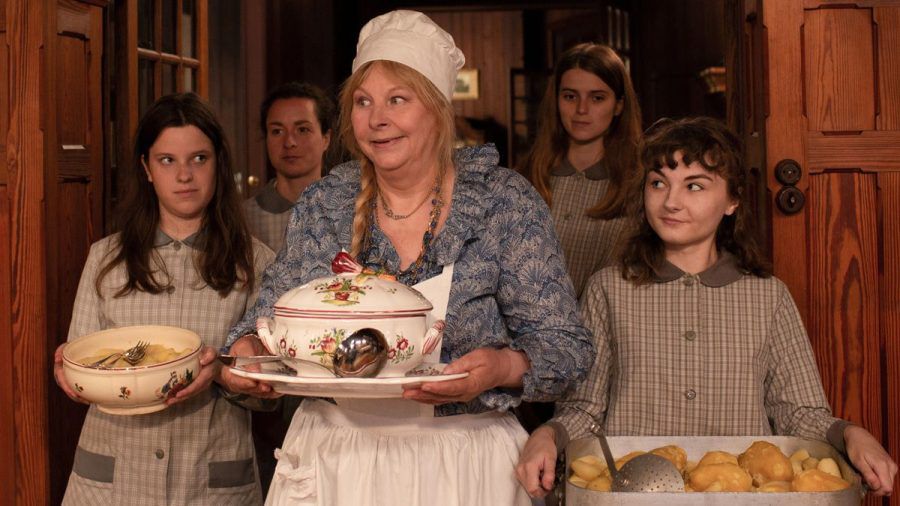 Filmkritik "Die perfekte Ehefrau": Komödie mit Juliette Binoche