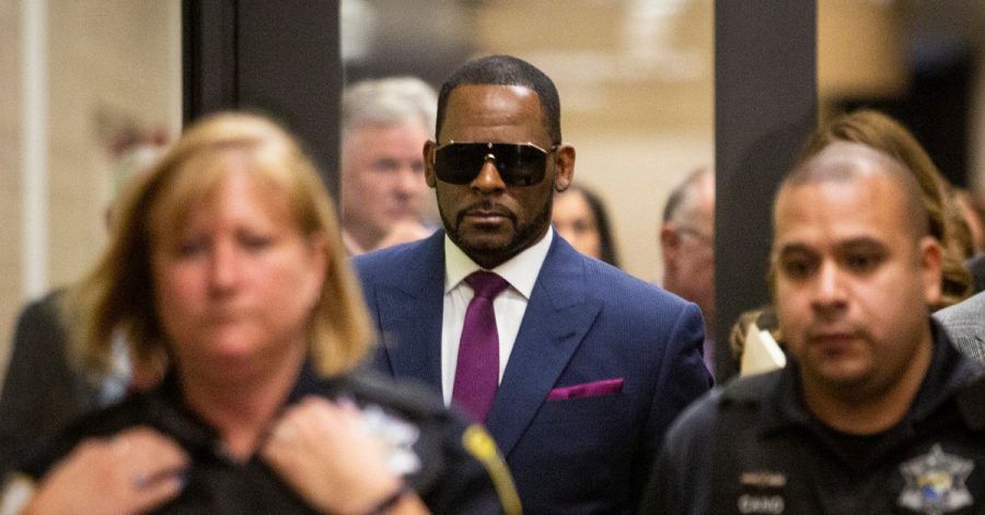 R. Kelly bei einem früheren Gerichtstermin in Chicago zu Unterhaltszahlungen für seine Kinder.