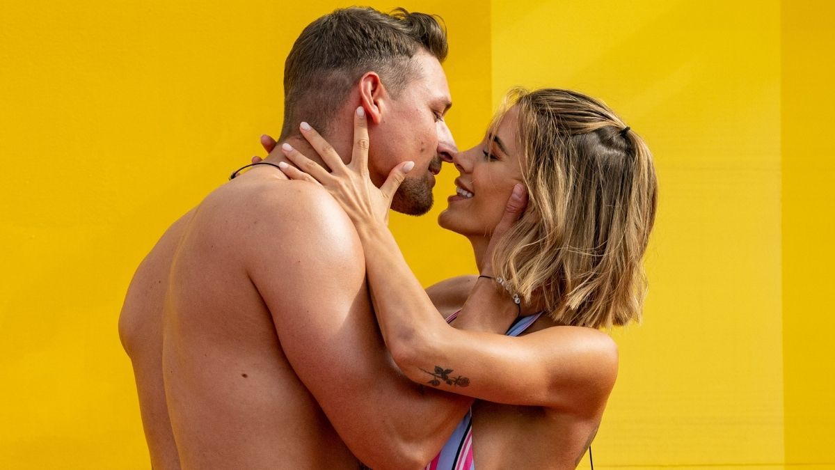 "Love Island" Tag 2: Die ersten Tränen, die ersten Küsse und Lisa in der Friendzone!