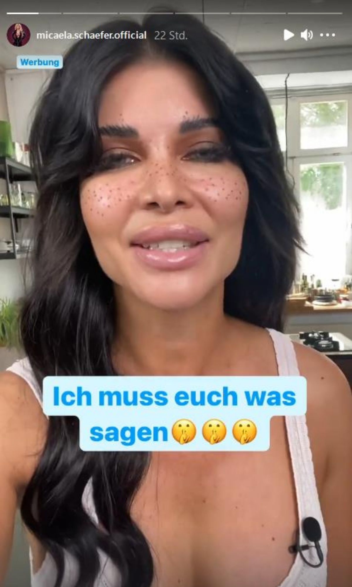 Micaela Schäfer klärt auf" class="size-full wp-image-954645
