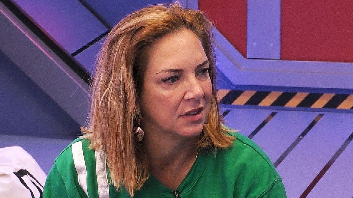Hier zeigt Melanie Müller ihre Glatze und Uwe Abel seinen nackten Body