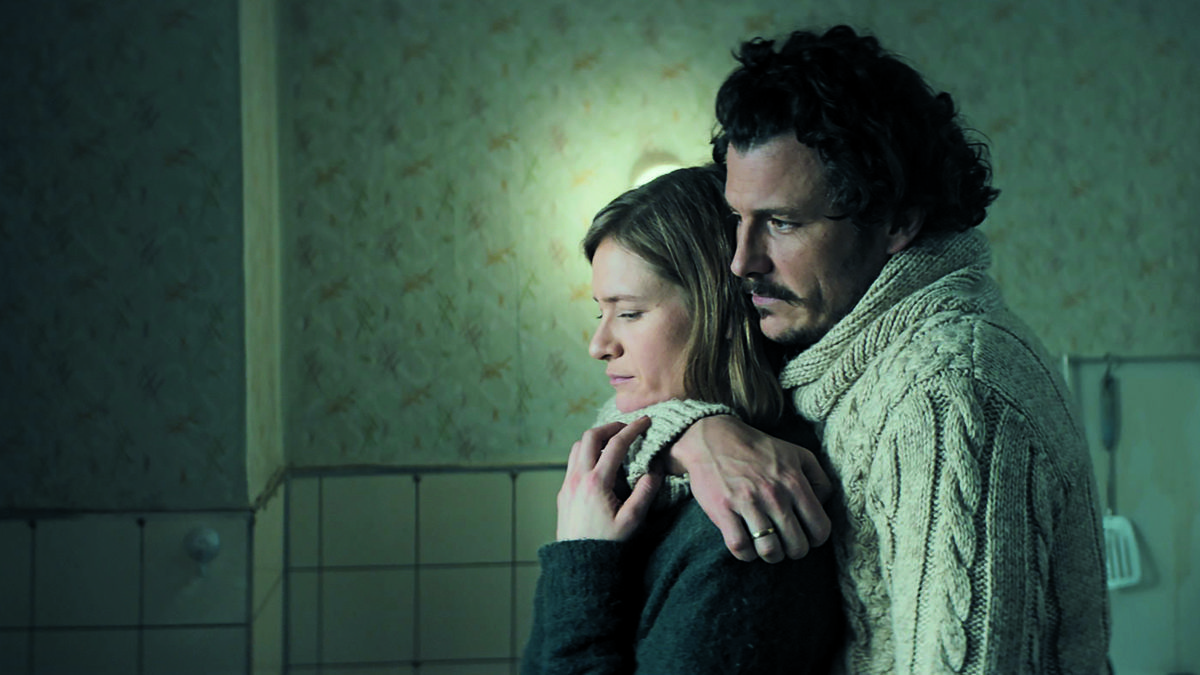 Filmkritik "Waren einmal Revoluzzer": Sarkastisches Drama mit Julia Jentsch