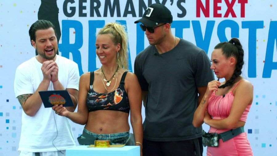 Rocco Stark, Loona, Andrej Mangold und Alessia Herren (v. l.) hoffen aufs Finale. (smi/spot)