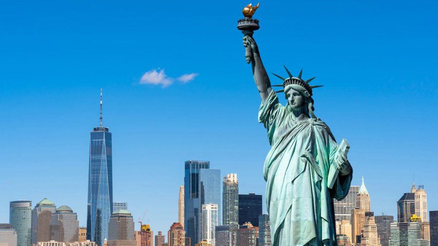 Die Freiheitsstatue wartet in New York. (smi/spot)