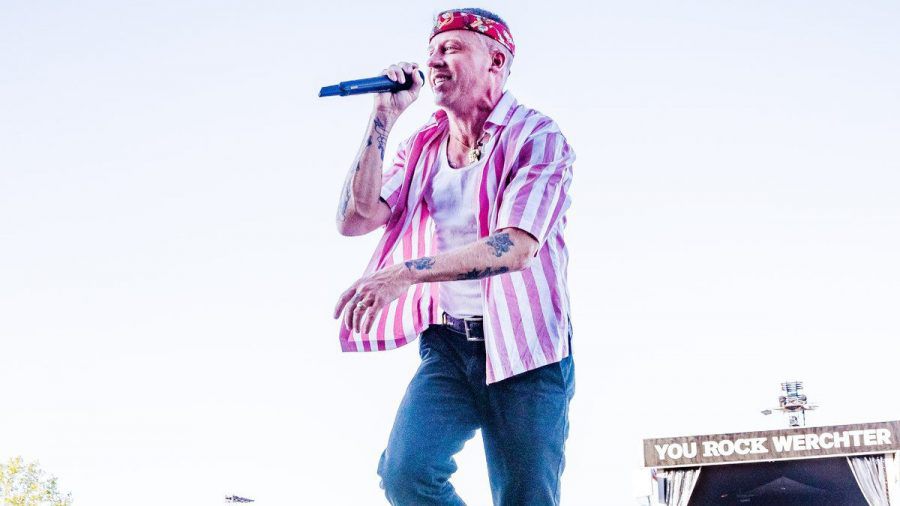 Macklemore, hier während eines Auftritts im Jahr 2019, ist wieder Papa geworden. (wue/spot)