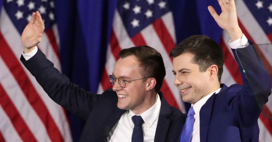 «Freuen uns, Penelope Rose und Joseph August Buttigieg in unserer Familie zu begrüßen»: Pete Buttigieg (r) und sein Ehemann Chasten sind Eltern geworden.