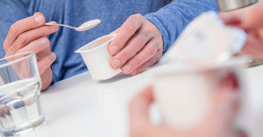Bitte ganz aufessen: Nur löffelrein sollte ein Joghurtbecher ins Recycling.