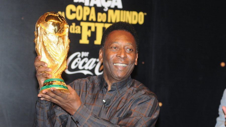 Bei Fußball-Ikone Pelé musste ein Tumor entfernt werden. (ili/spot)