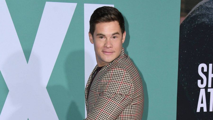 Adam DeVine schlüpft wieder in seine "Pitch Perfect"-Rolle. (eee/spot)