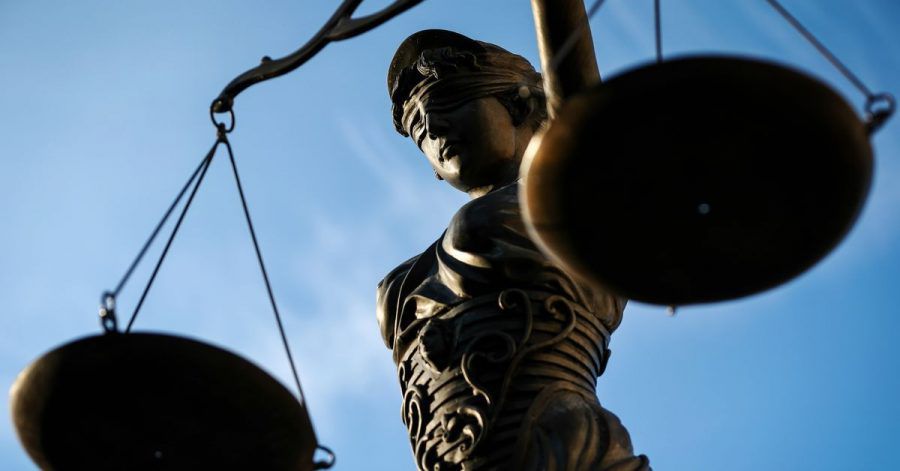 Justizia hat gesprochen: Extrem eingeschränkte Mittagspausen können auch zur Arbeitszeit zählen.