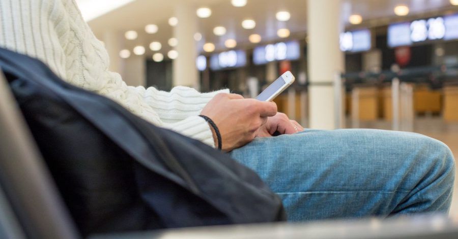 Wo es welche Flughafen-WLAN-Netze gibt und wie deren Passwörter lauten, das verrät eine Karte, die der Reiseblog «Foxnomad.com» veröffentlicht hat.