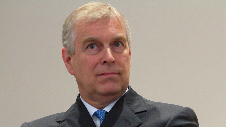 Prinz Andrew spielt auf Zeit. (smi/spot)