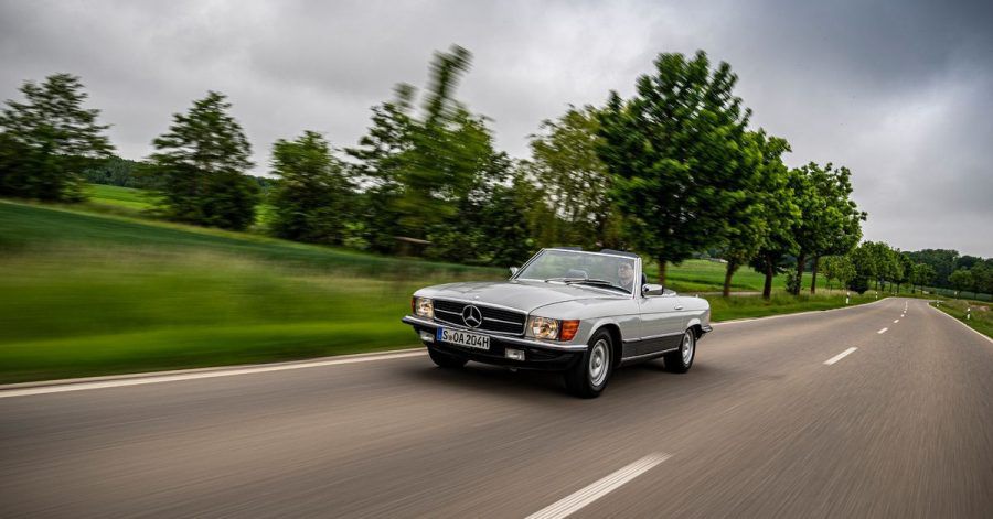 Dauerbrenner: Mercedes ließ den R 107 von 1971 bis 1989 von den Bändern rollen.