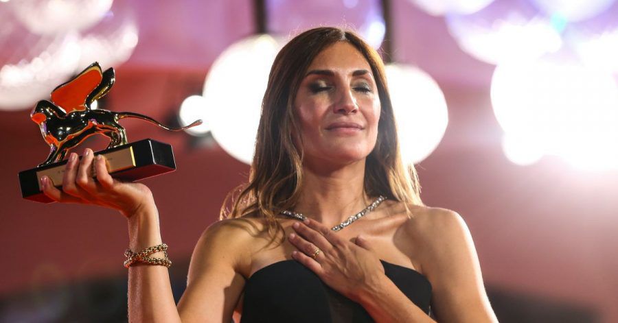 Audrey Diwan, Regisseurin aus Frankreich, erhält den Goldenen Löwen für «Happening» («L'événement»).