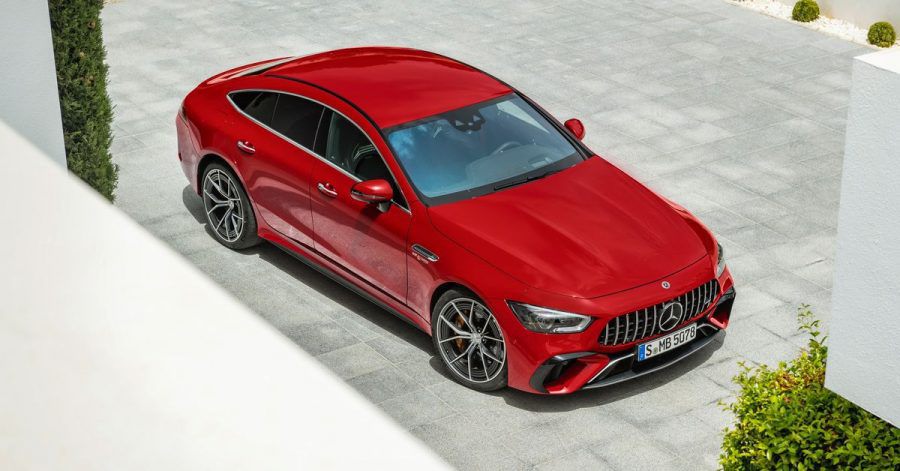 Potenter Brummer: Der Mercedes-AMG GT Viertürer 63 S bringt es Dank Plug-in-Hybridtechnik auf 843 PS. Rein elektrisch kann er allerdings nur zwölf Kilometer weit fahren.