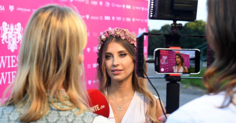 Bei der «Wiesn Wiesn Charity Night» spricht Cathy Hummels auch über ihre eigenen Depressionen.